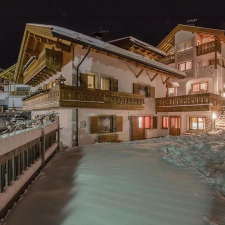 Appartamenti Vilin San Cassiano  Exterior photo